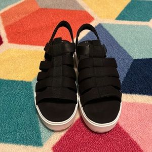 TOMS Fisherman Lug Sandal